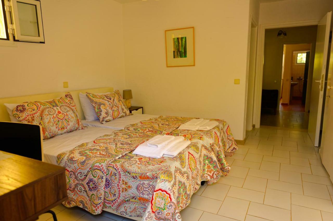 House With Garden Near The Sea Apartment Agia Efimia Exterior foto