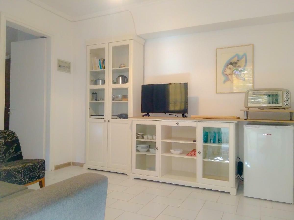House With Garden Near The Sea Apartment Agia Efimia Exterior foto